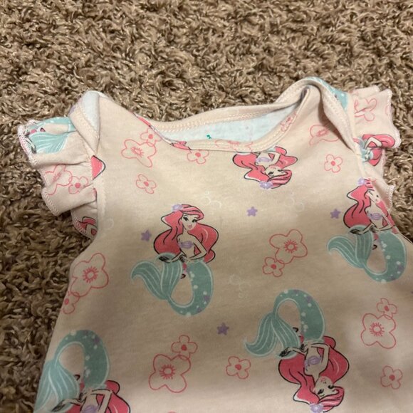 Disney Baby The Little Mermaid Romper 12 Months Pink Ariel Graphic Ruffle Sleeve - Picture 2 of 3
